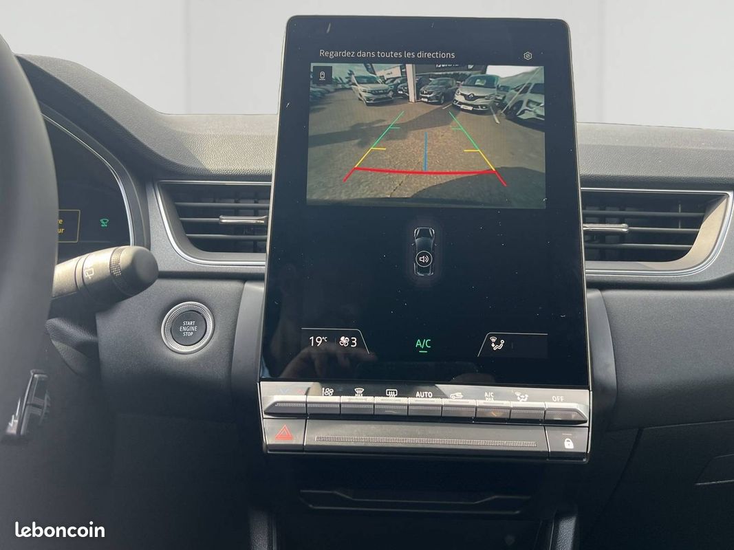 RENAULT Captur E-Tech full hybrid 145 ch Techno (image 8)