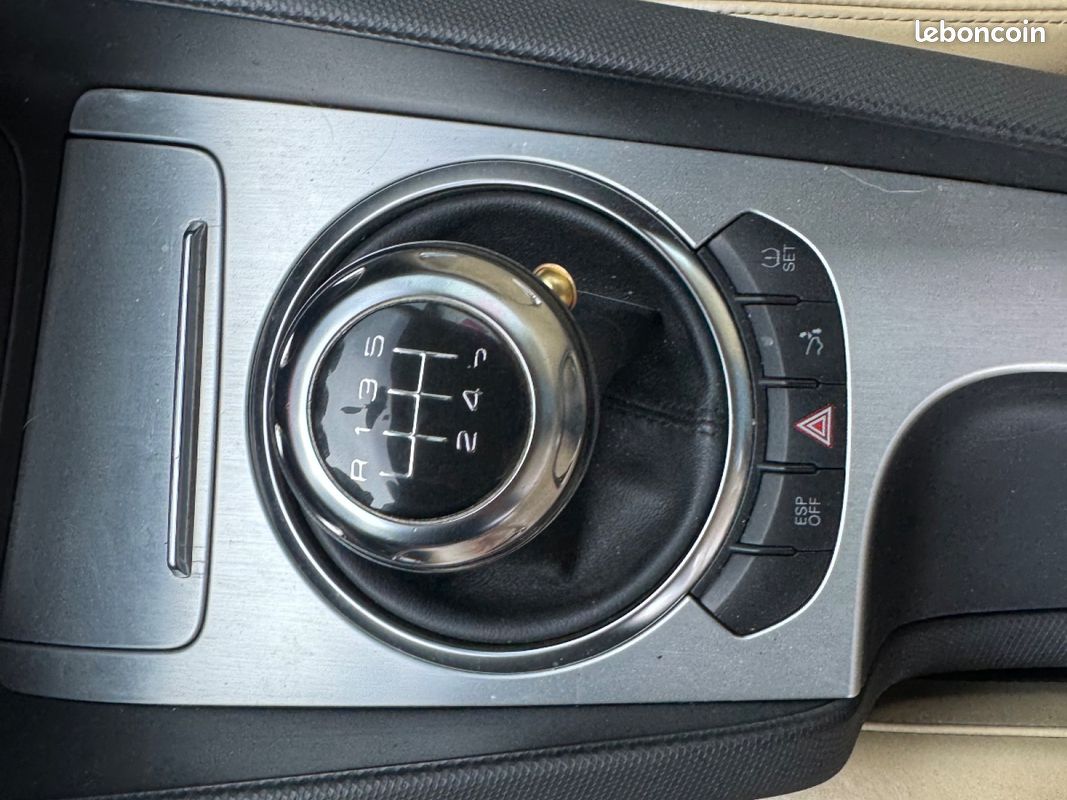 AUDI TT 3.2 V6 Quattro (image 13)