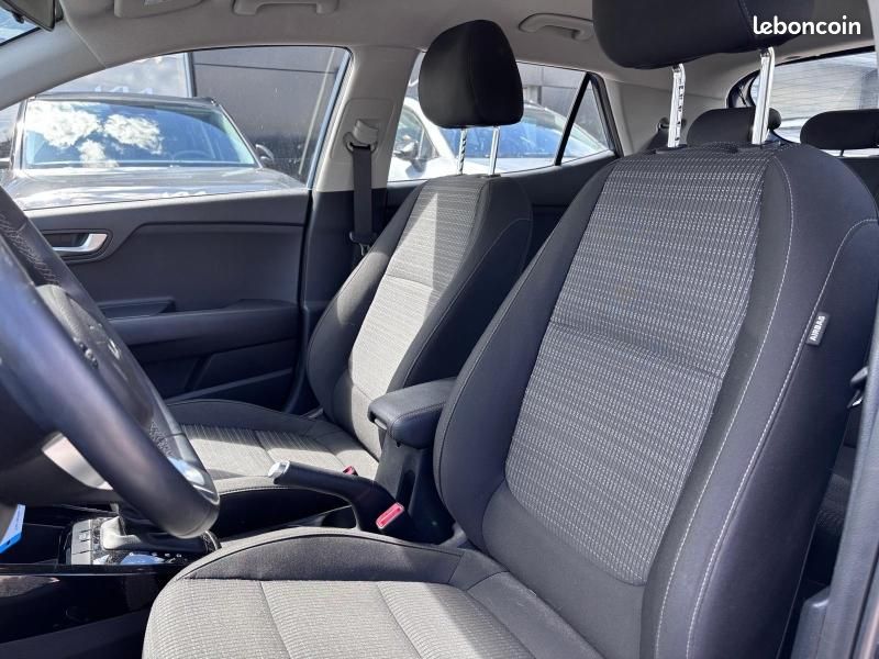 Kia Stonic 1.0 T-GDi 100ch Active DCT7 (image 12)