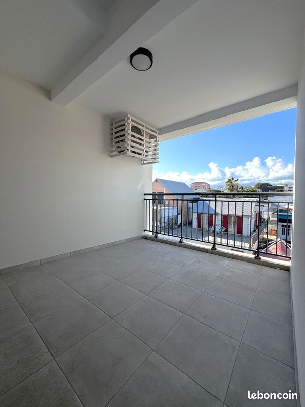 Appartement 2 pièces 51 m² · à Saint-Pierre · 51 m² · 942 €/mois