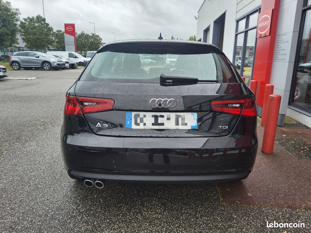 AUDI A3 A3 2.0 TDI 150 S tronic 6 S Line (image 6)