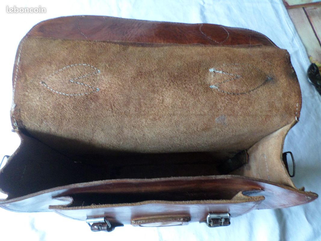 Mallette Serviette D'avocat Vintage En Cuir Rigide Korras - Années 70/80, Dimensions 44x37 Cm