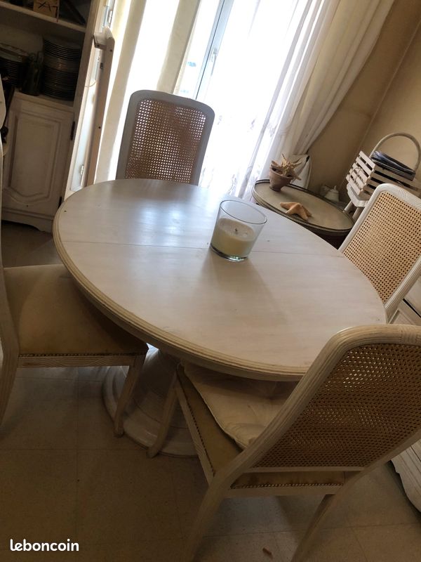 Table à manger (image 1)