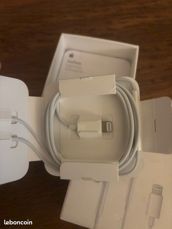 EarPods filaires Apple neuf (image 3)