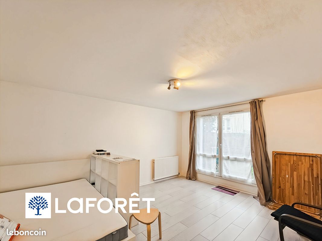 Appartement 1 pièce 35 m² · à Évry-Courcouronnes · 35 m² · 736 €