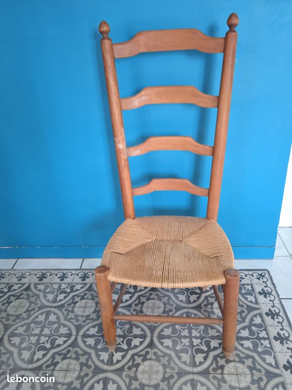 Chaise basse de nourrice (image 1)