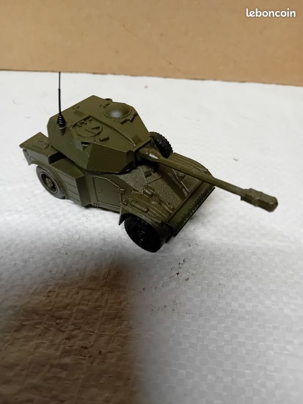 Panhard AML-90 Reconessance vehicle ACE 72413