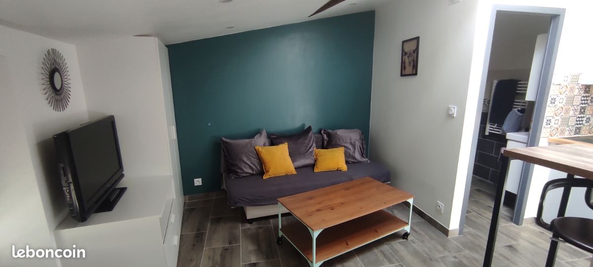 Appartement 1 pièce 15 m² · à Millau · 15 m² · 405 €/mois