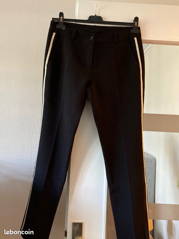 Pantalon noir 3/4 (image 3)