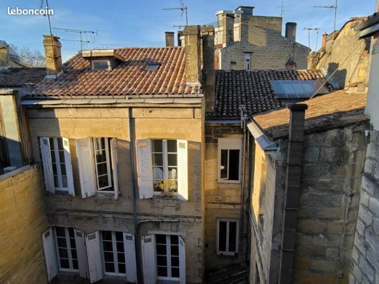 Appartement 2 pièces 50 m² · à Bordeaux · 50 m² · 882 €