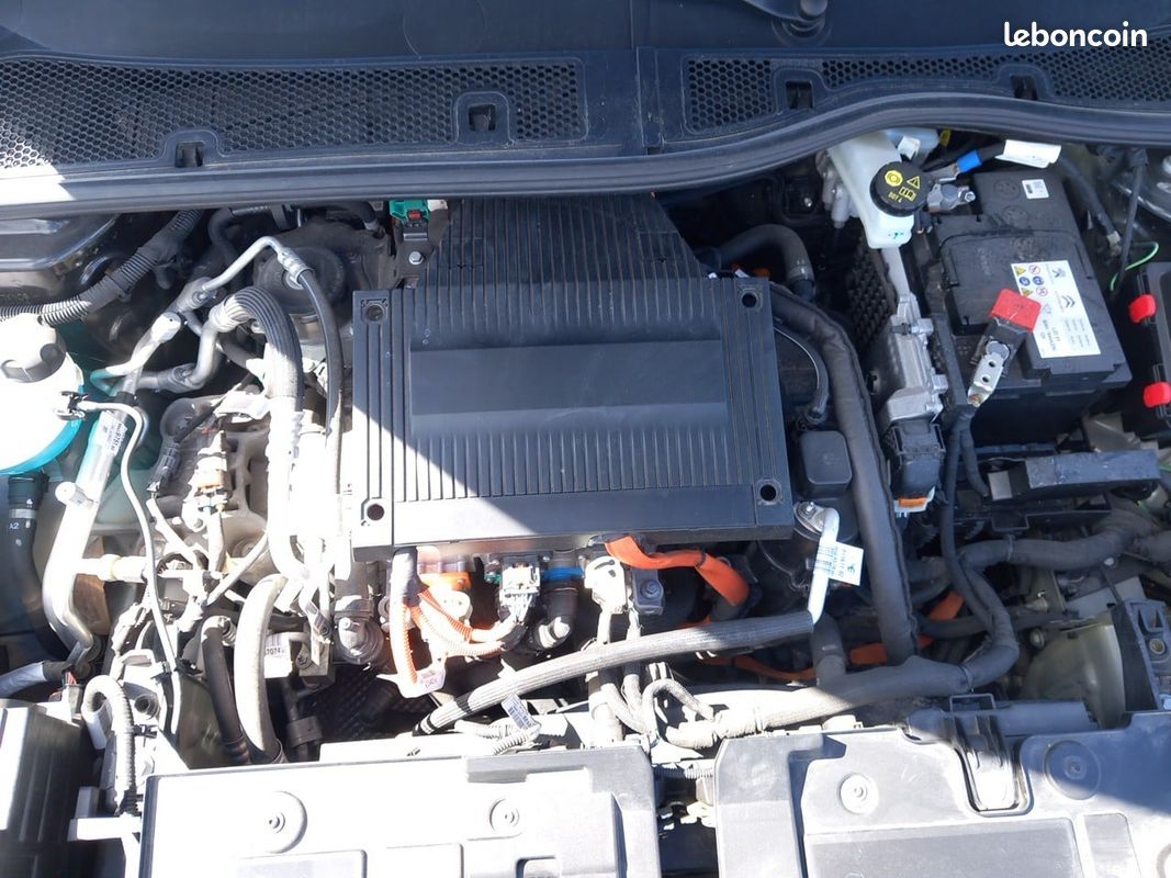 CITROEN e-C4 136 ch Automatique Feel Pack (image 27)