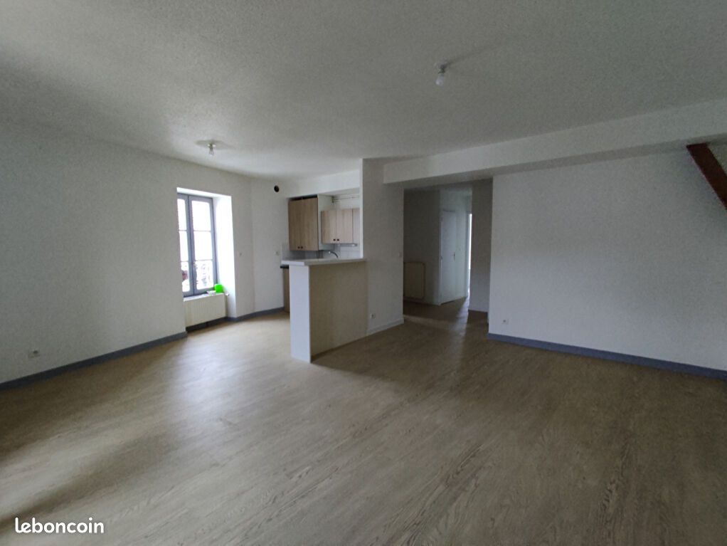 Appartement 2 pièces 56 m² · à Roanne · 56 m² · 450 €/mois