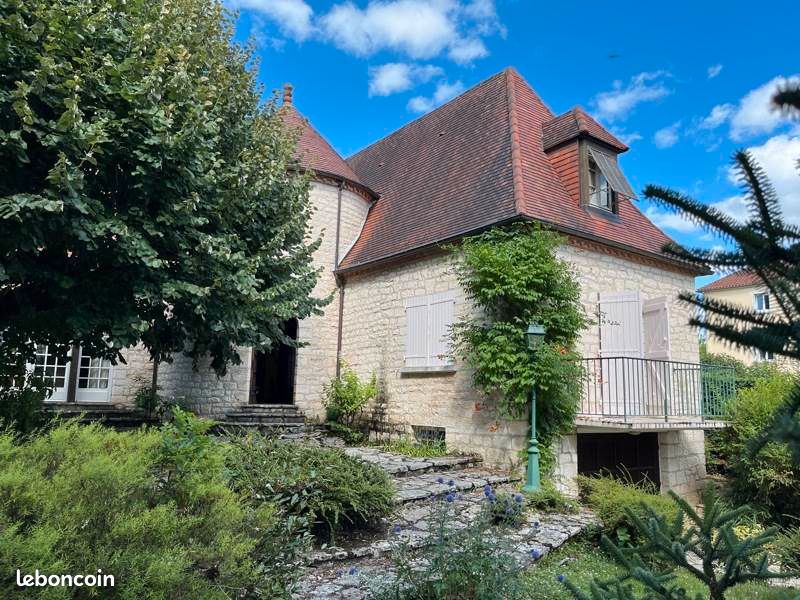 Maison 6 pièces 155 m² · à Souillac · 155 m² · 218 000 €