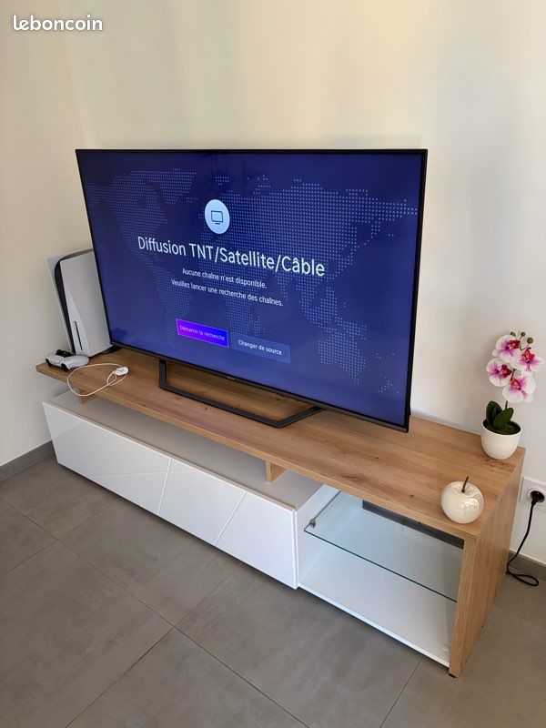 Tv (image 1)