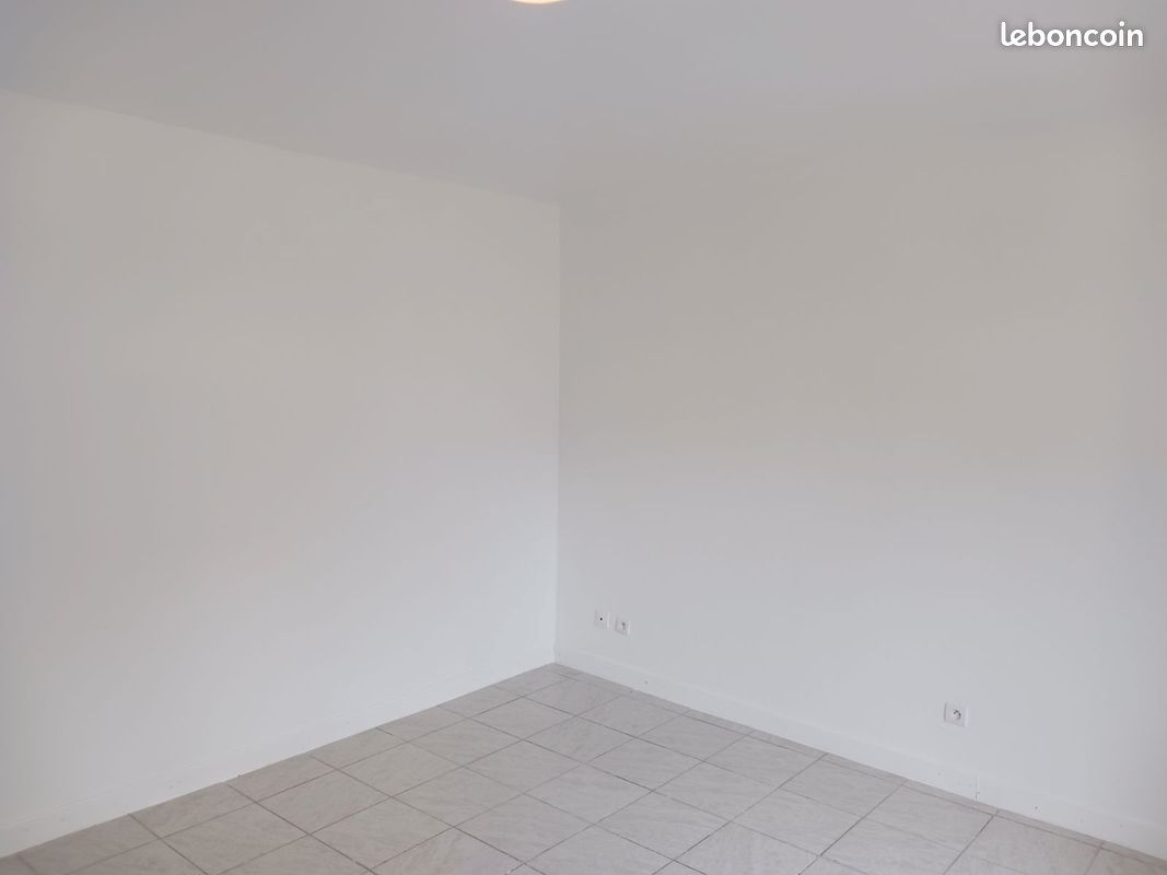 Loue studio 20 m² a poitiers - libre de suite - Poitiers 86000 (image principale 2)