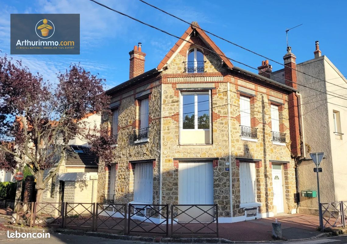 Maison 5 pièces 115 m² · à Eaubonne · 115 m² · 1 702 €/mois