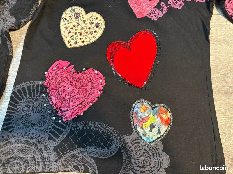 Pull Desigual Avec Motif Coeur - Taille 9/10, Occasion Très Bon état