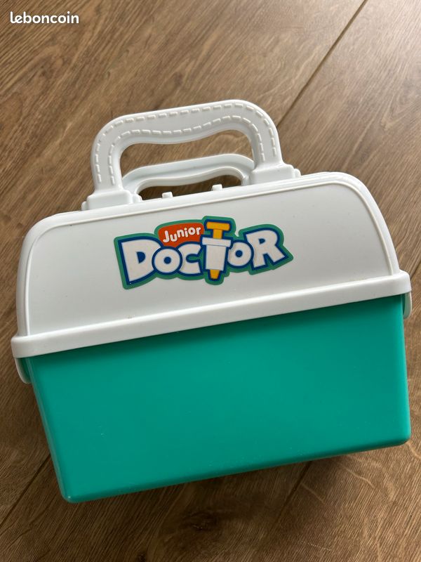 Malette docteur enfant (image 1)