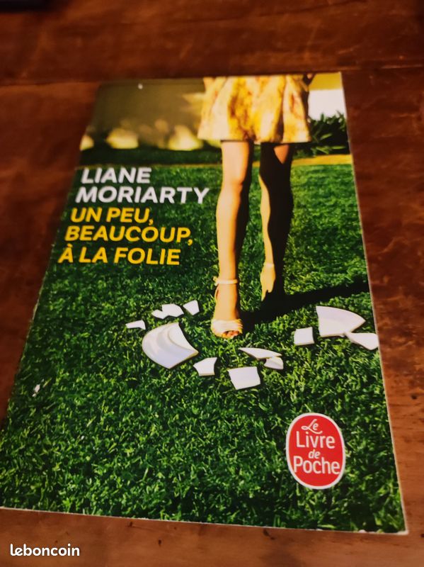 Livre "un peu, beaucoup, à la folie", (image 1)