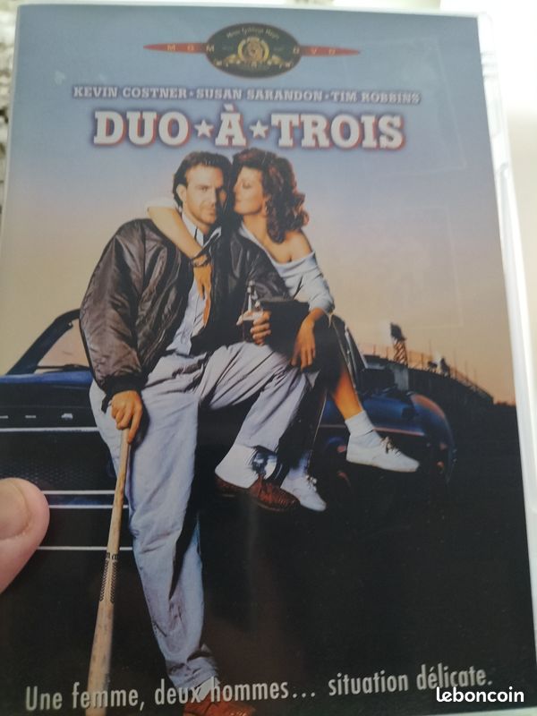 Dvd '' duo à trois '' avec Kevin Costner (image 1)