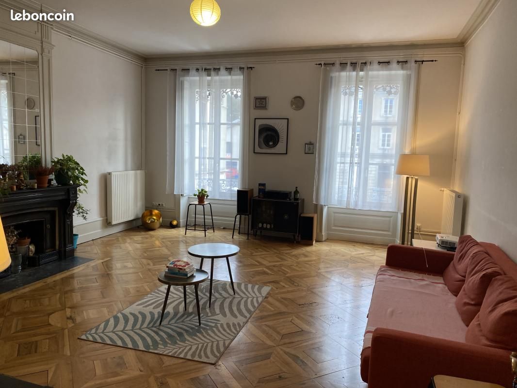 Appartement 3 pièces 130 m² · à Bourgoin-Jallieu · 130 m² · 922 €