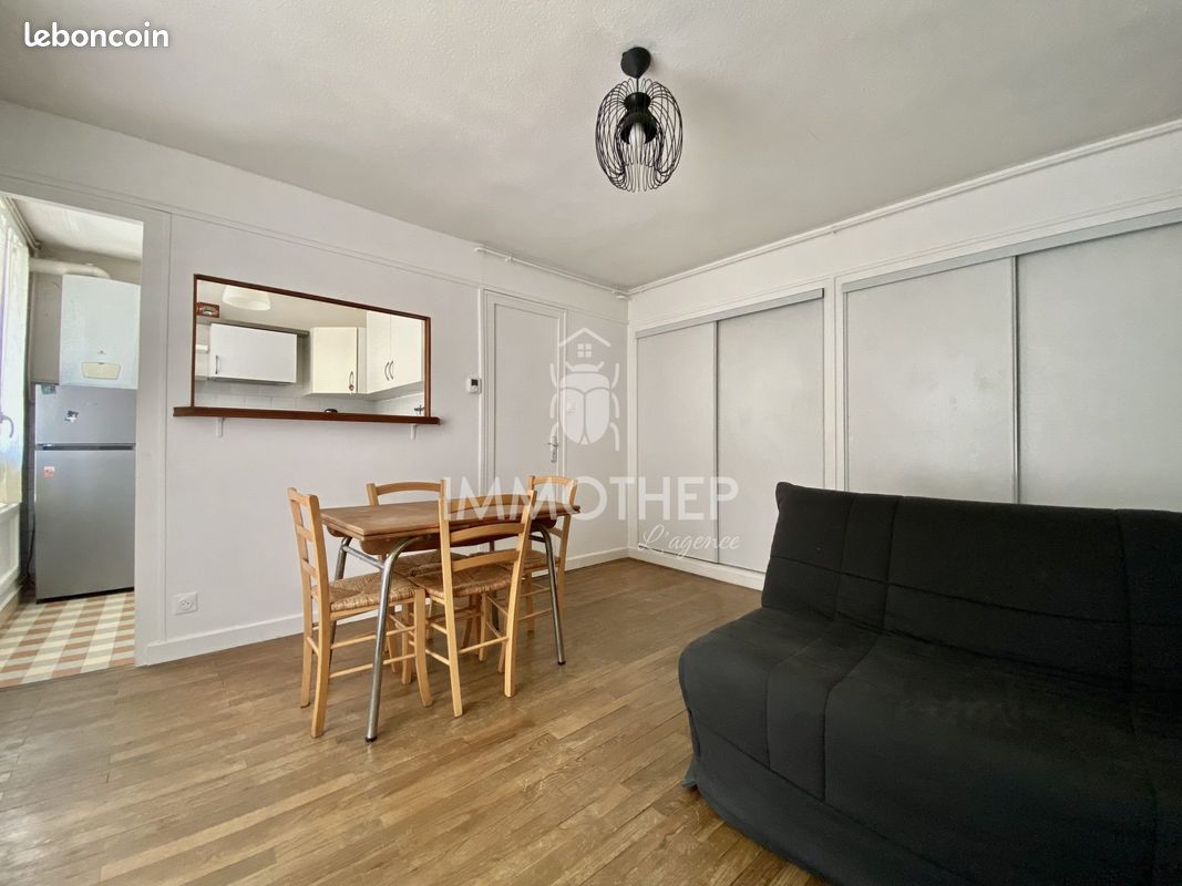 Appartement 3 pièces 48 m² · à Grenoble · 48 m² · 700 €