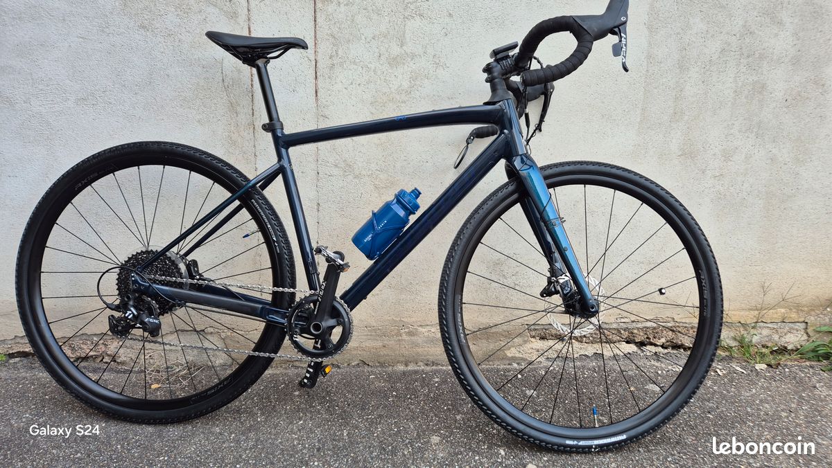Gravel Specialized diverge Comp E5 fourche suspendue Vélos