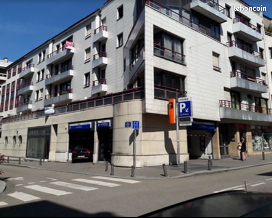 Parking a vendre a la pucelle (image 2)