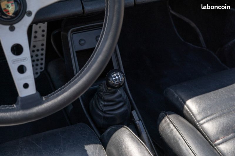 Porsche 911 3.0 SC TARGA 204 CH (image 29)