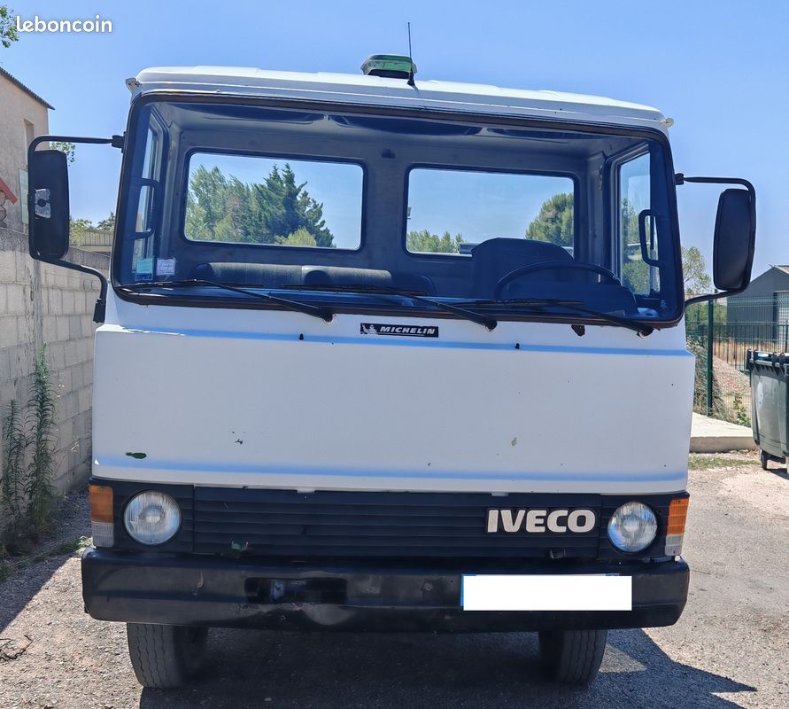 Iveco unic benne (image 1)