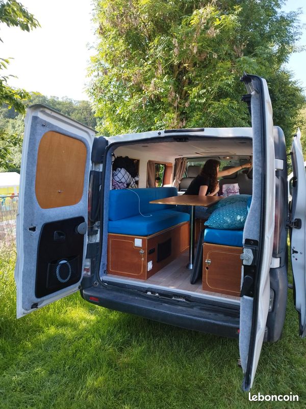 Van aménagé Renault Trafic L1H1 🚐✨ Utilitaires