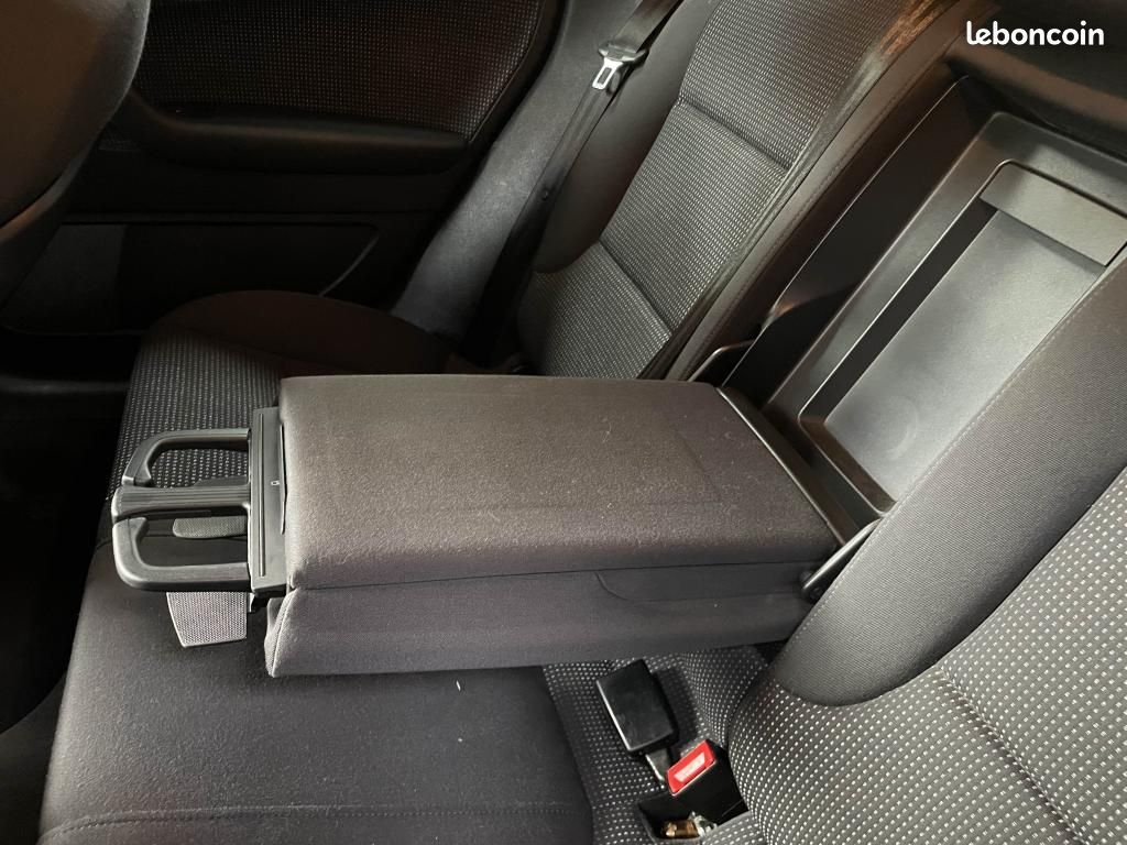 AUDI A3 Quattro 3.2i V6 - DSG 8P - Ambition Luxe / Sièges chauffants - Attelage (image 29)