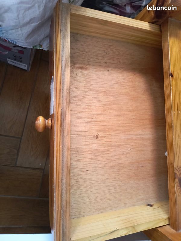 Table de chevet (image 2)