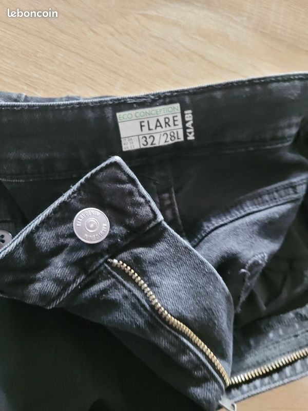 Jean Flare (image 2)