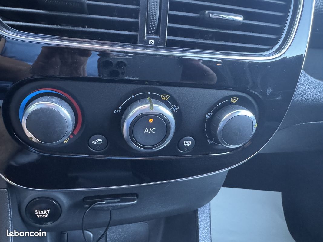 Renault CLIO IV 1.5 DCI 75CV ENERGY BUSINESS (image 18)