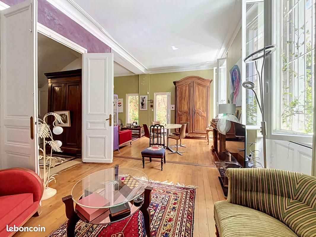 Appartement 4 pièces 152 m² · à Bordeaux · 152 m² · 699 500 €
