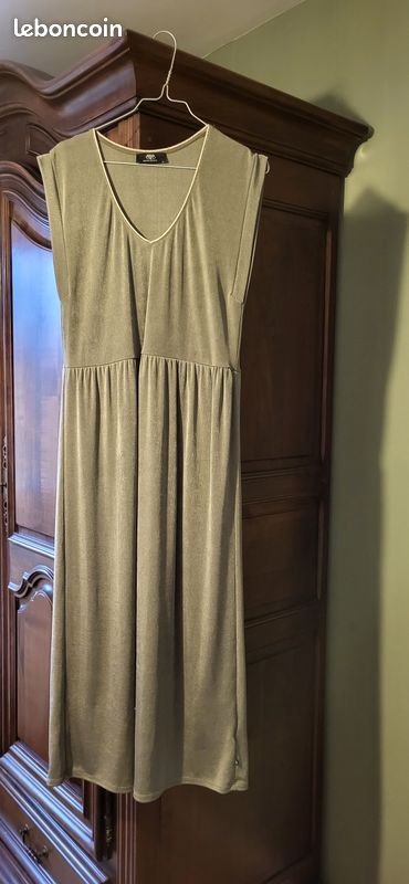 Robes (image 2)