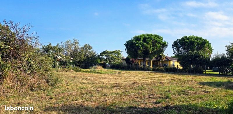 Terrain 1 200 m² Saint Jory · à Saint-Jory · 155 000 €