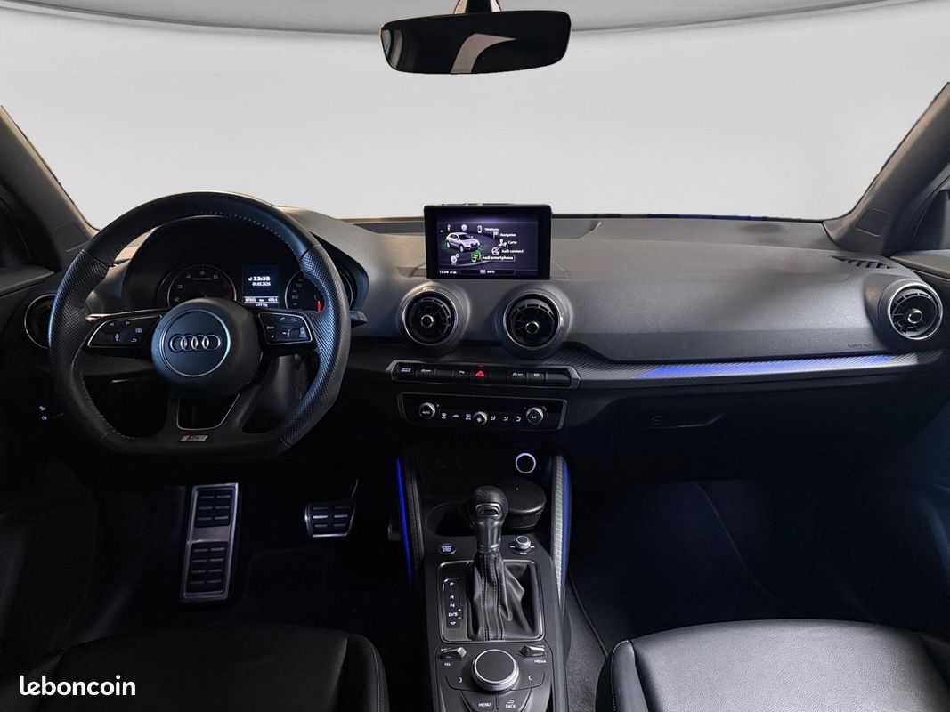AUDI Q2 35 TFSI COD 150 S tronic 7 S Line (image 14)