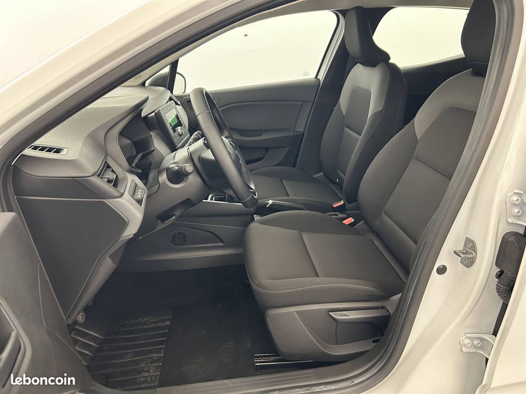 RENAULT Clio SCe 65 Authentic (image 9)