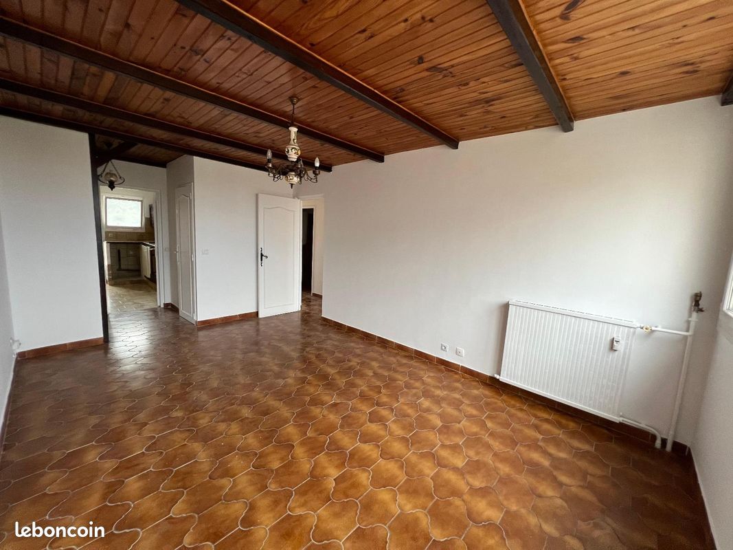 Appartement 4 pièces 70 m² · à Marseille · 70 m² · 890 €