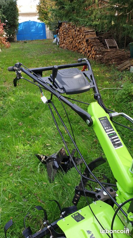 Motoculteur diesel 12 CV transmission directe VITO 456 cm3 avec 2 fraises et butteur (image 6)