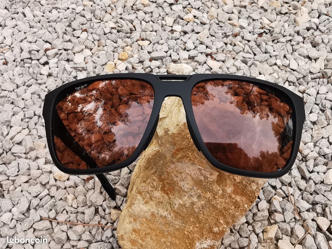 Solaires polarisantes sport unisexe Native neuves (image 1)