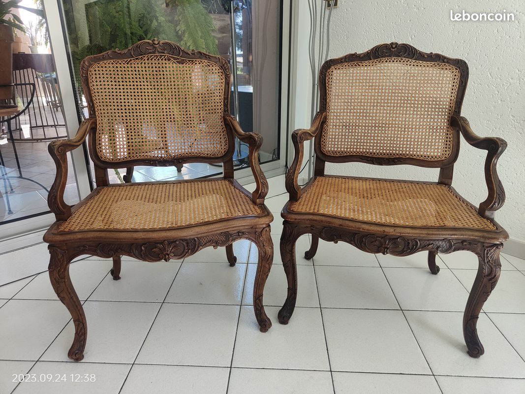 Lot de 2 fauteuils régence cannés début 19eme (image 1)