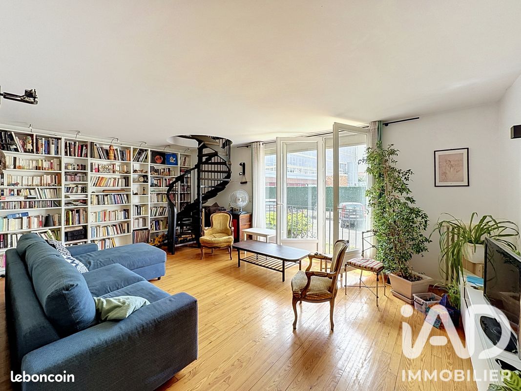 Appartement 5 pièces 107 m² · à Montreuil · 107 m² · 699 999 €