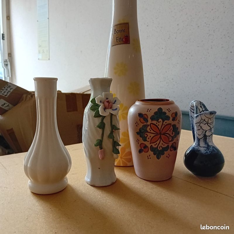 Lot 17 vases (image 2)