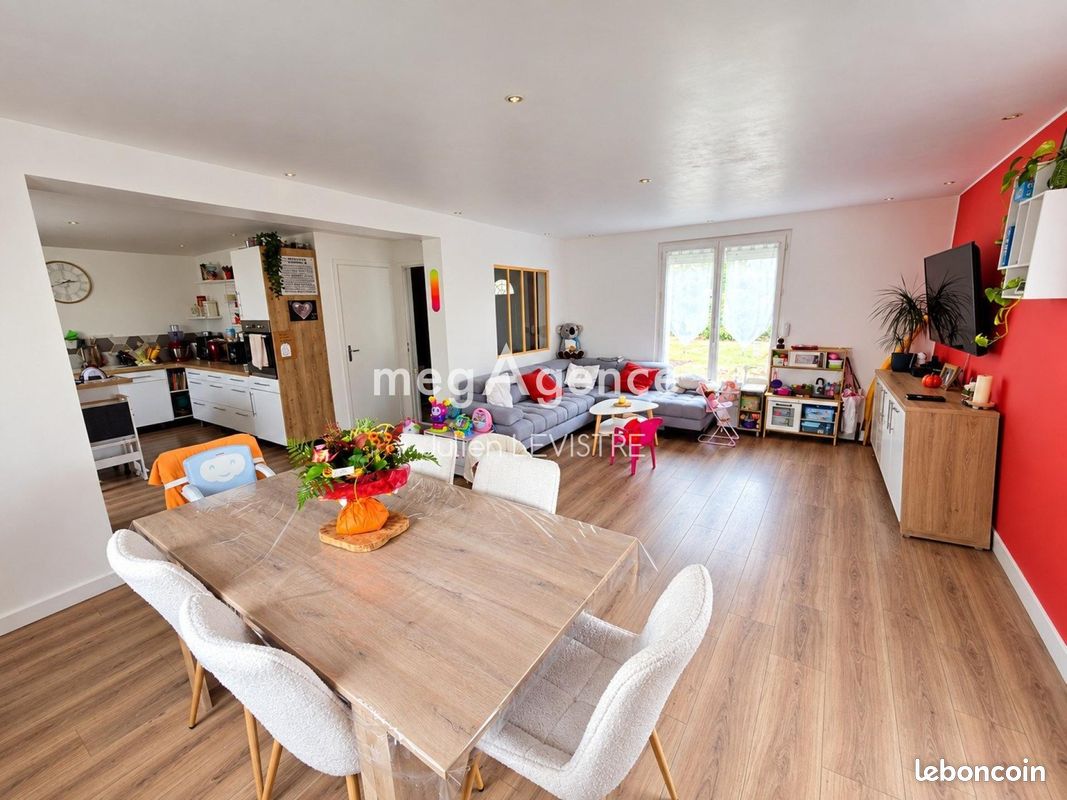 Maison 7 pièces 167 m² · au Gué-de-Longroi · 167 m² · 259 000 €