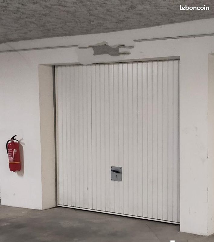 Garage box double entre gare et presqu'île