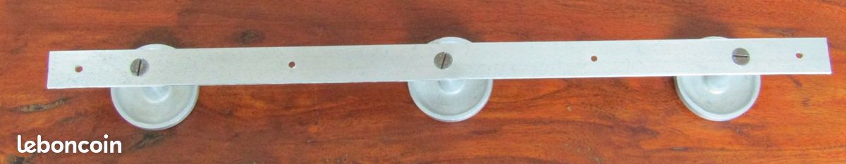 Patère en alu années 40 (image 4)
