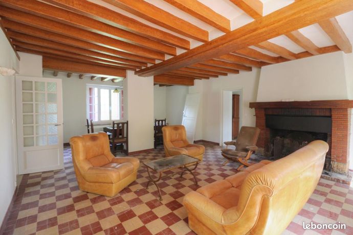 Maison a louer sainte-genevieve-des-bois - 6 pièce(s) - 226 m2 - Surfyn